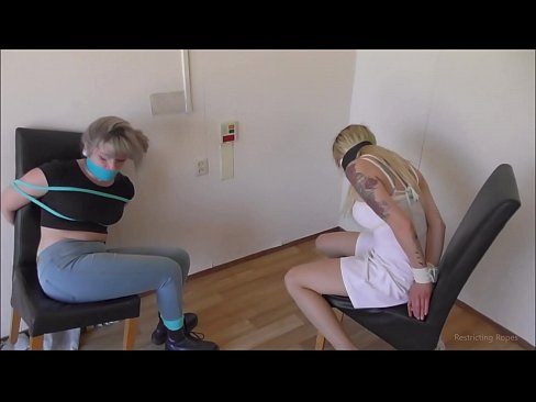 ❤️ Toksomaniulo / ligita kaj buŝoŝtopita / junulino en mizero Seksofilmeto ĉe eo.fullsexmovs.ru ❌